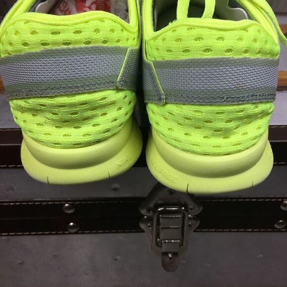 Nike Free TR Fit 5 Women Size 7.5 - Picture 3 of 8